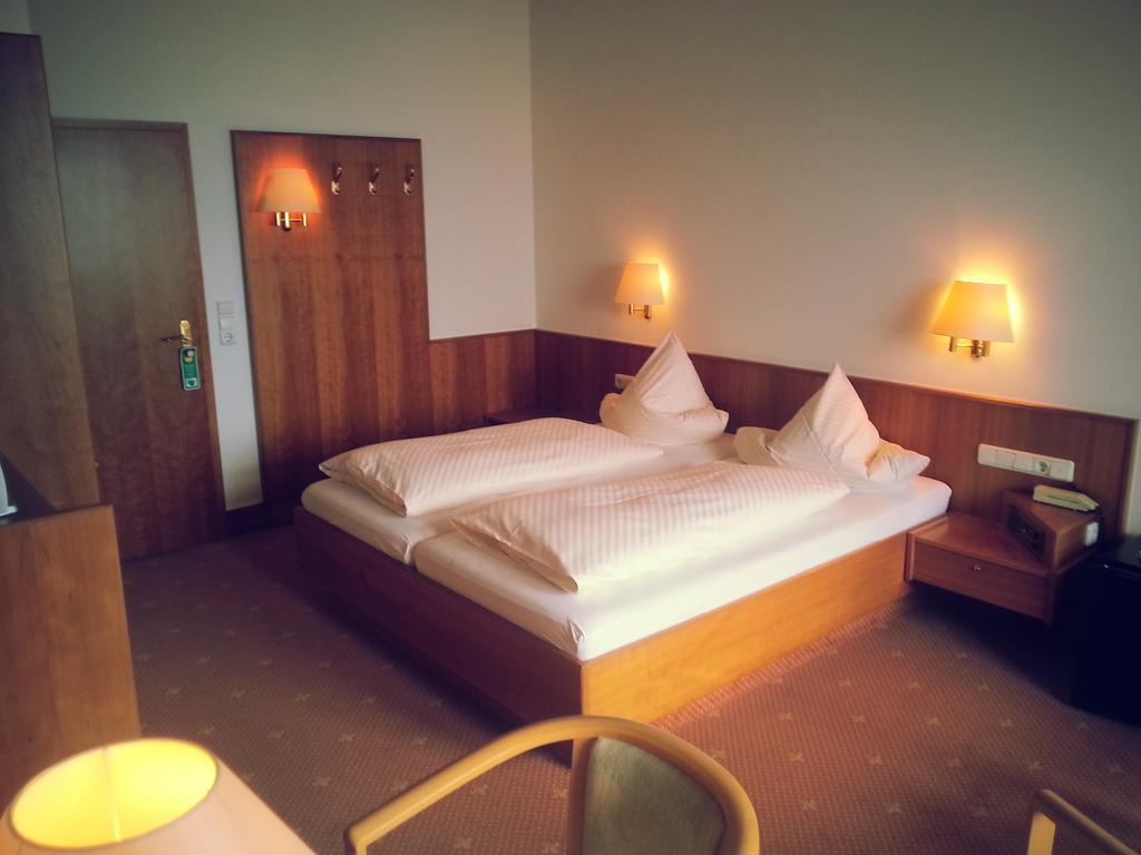 Hotel Seewirt Nonnenhorn Habitación foto