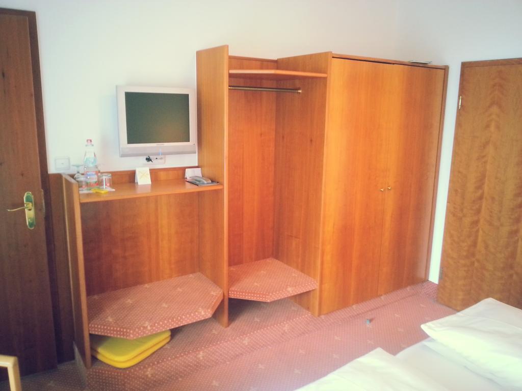 Hotel Seewirt Nonnenhorn Habitación foto